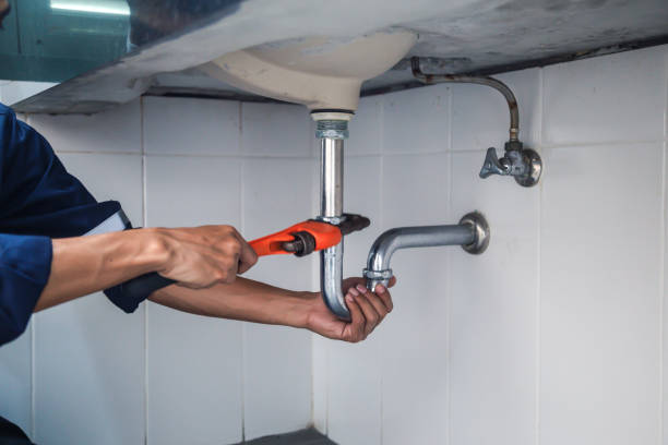Best Shower Repair Services  in Floresville, TX